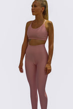 Load image into Gallery viewer, Ribbed sport top in blush
